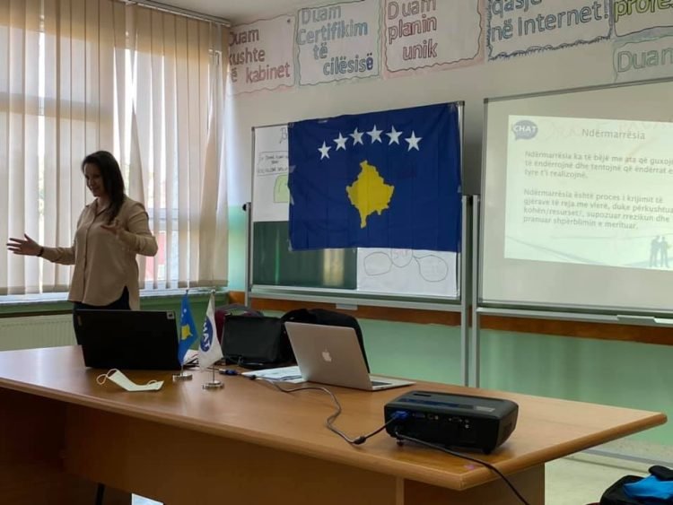 Program trajnimi për ndërrmarrësi dhe aftësim profesional-Mentorim dhe Këshillim