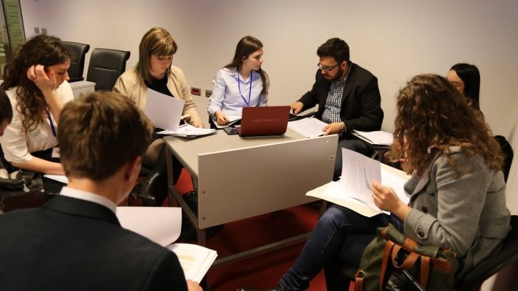 Model European Union Kosovo 2016