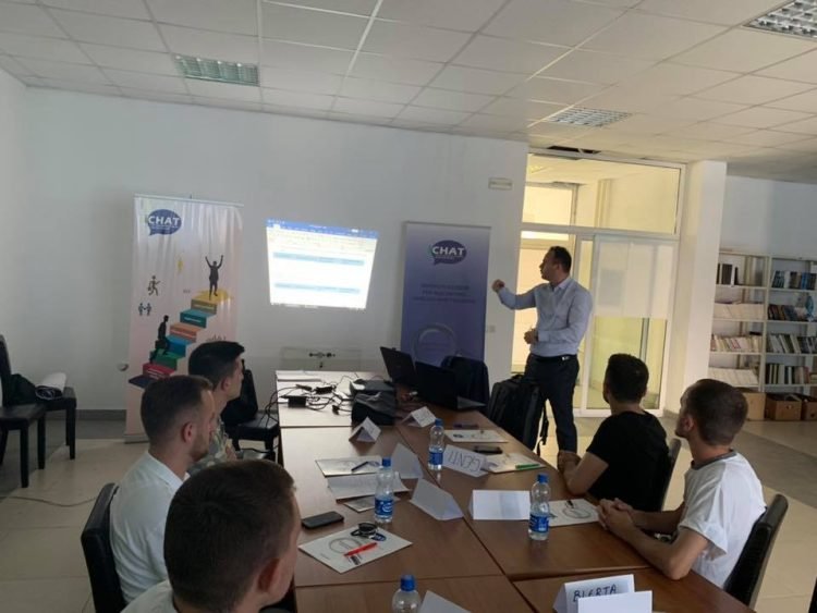 Promovimi i punësimit të të rinjve përmes trajnimeve profesionale, trajnimeve të ndërmarrësisë dhe mentorim