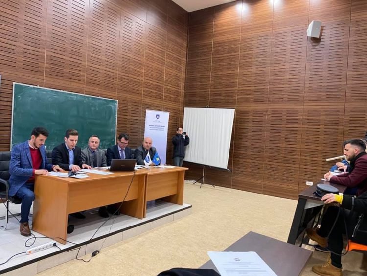 Promovimi i sektorit minerar dhe rëndësisë së edukimit të të rinjve për zhvillimin ekonomik