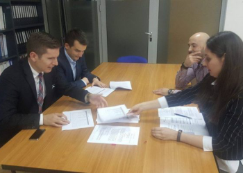 iCHAT dhe IOM nënshkruajnë kontratë për implementimin e projektit në Novobërdë