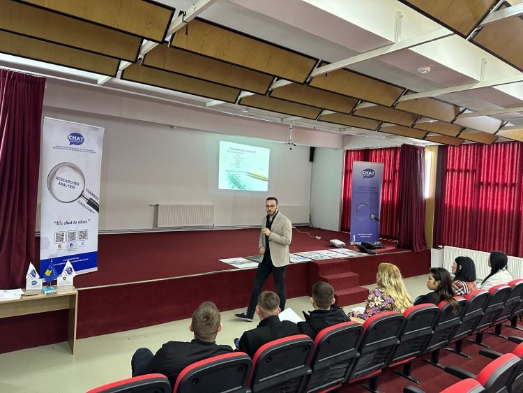 Projekti: “Ngritja e kapaciteteve të të rinjëve përmes trajnimeve profesionale dhe orientimit në karrierë”